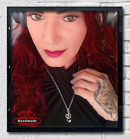 Necklace Pili Mele Music Note Zirconia