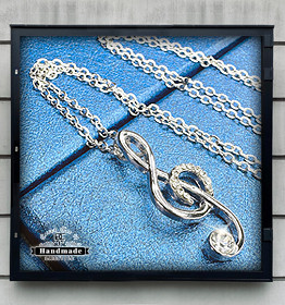 Necklace Pili Mele Music Note with Zirconia